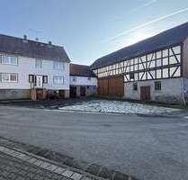 Haus zum Kaufen in Feldatal 89.000,00 € 223 m²