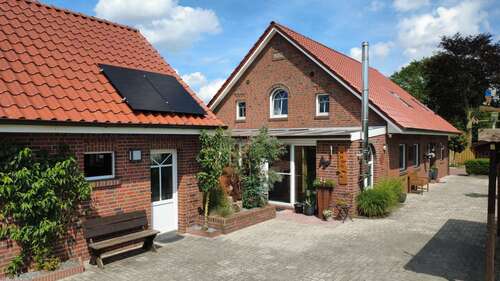Foto - Haus zum Kaufen in Weener 419.000,00 € 292 m²