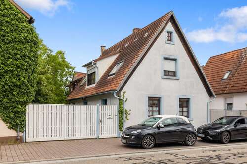 Foto - Haus zum Kaufen in Linkenheim-Hochstetten 399.000,00 € 134.29 m²