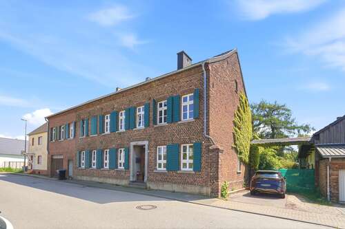 Foto - Haus zum Kaufen in Bedburg 710.000,00 € 338 m²