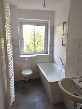 Foto - Wohnung zum Mieten in Bitterfeld-Wolfen OT Wolfen 544,48 € 75.1 m²