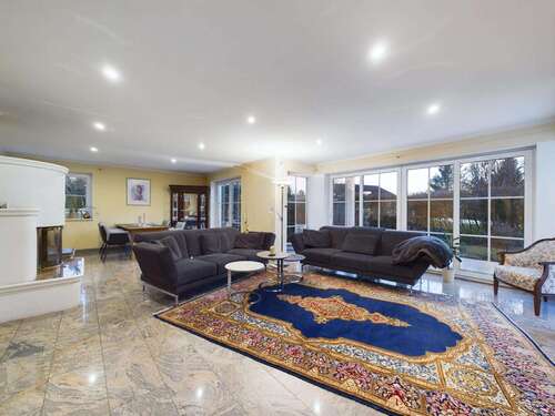 Foto - Haus zum Kaufen in Oberhausen 1.249.000,00 € 238 m²