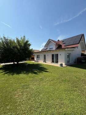 Foto - Haus zum Kaufen in Osterhofen 499.000,00 € 173 m²