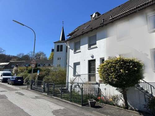 Foto - Haus zum Kaufen in Gummersbach 229.000,00 € 136 m²