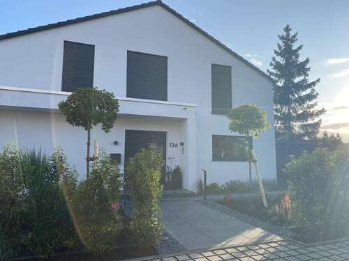 Foto - Haus zum Kaufen in Duisburg-Baerl 1.190.000,00 € 199 m²