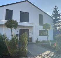 Haus zum Kaufen in Duisburg-Baerl 1.190.000,00 € 199 m²