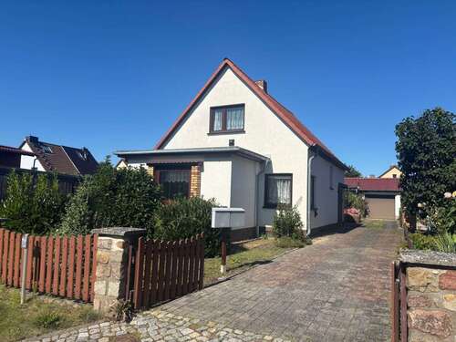 Foto - Haus zum Kaufen in Stralsund 170.000,00 € 290 m²