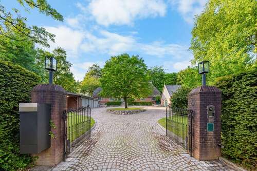 Foto - Haus zum Kaufen in Westerholz 2.500.000,00 € 517 m²