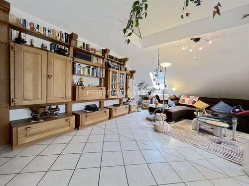 Foto - Wohnung zum Kaufen in Siegen Eiserfeld 219.000,00 € 94.25 m²