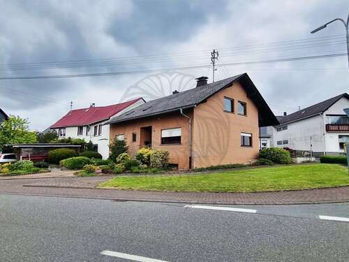 Foto - Haus zum Kaufen in Elsoff 225.000,00 € 120 m²