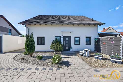Foto - Haus zum Kaufen in Neustadt an der Donau 625.000,00 € 152.77 m²