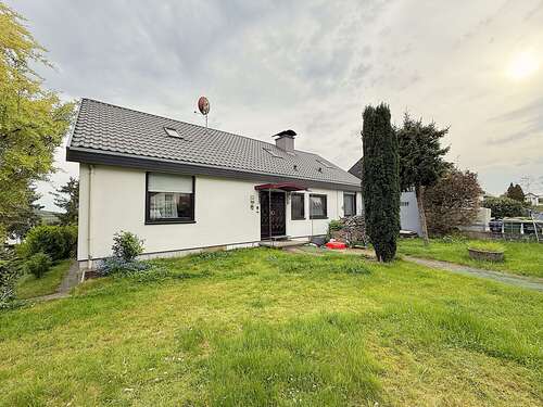 Foto - Haus zum Kaufen in Friolzheim 798.000,00 € 236 m²