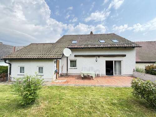 Foto - Haus zum Kaufen in Neualbenreuth Ernestgrün 127.000,00 € 126.3 m²