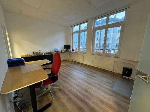 Foto - Büro in Frankfurt am Main 850,00 € 30 m²