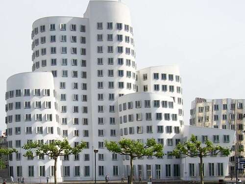 Foto - Wohnung zum Kaufen in Düsseldorf 220.000,00 € 56 m²