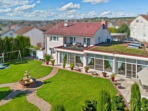 Foto - Haus zum Kaufen in Bretten 898.000,00 € 296 m²