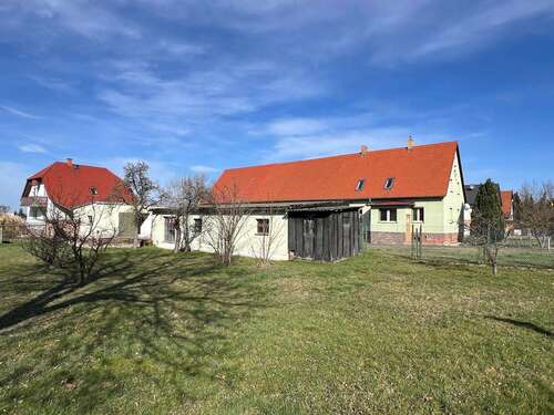 Foto - Haus zum Kaufen in Schkeuditz OT Glesien 310.000,00 € 143 m²