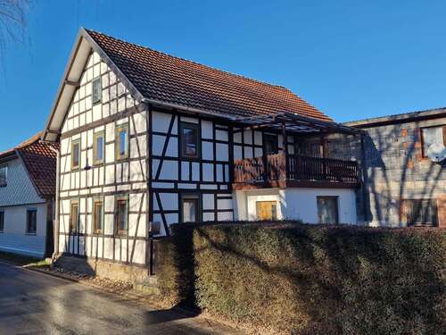 Foto - Haus zum Kaufen in Heldburg 159.000,00 € 150 m²