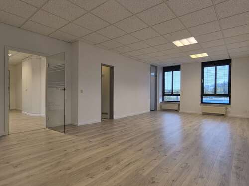 Foto - Büro in Laatzen 1.150,00 € 145 m²