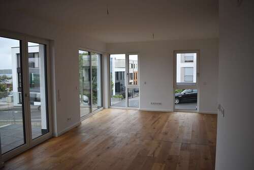 Foto - Wohnung zum Mieten in Zwenkau 927,00 € 66.42 m²