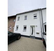 Haus zum Mieten in Heinsberg 950,00 € 101.1 m²