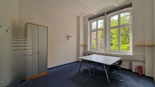 Foto - Büro in Berlin 950,00 € 30 m² - 950,00&nbsp;EUR Kaltmiete, ca.&nbsp; 30,00&nbsp;m&sup2;