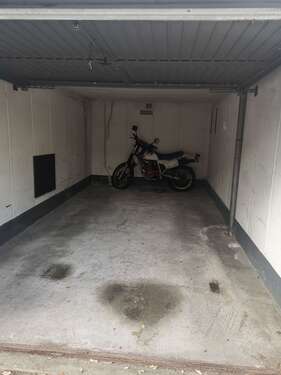 Foto - Garage zu vermieten in FRANKFURT 120,00 €