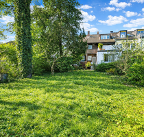 Haus zum Kaufen in Frankfurt-Goldstein 415.000,00 € 235 m²