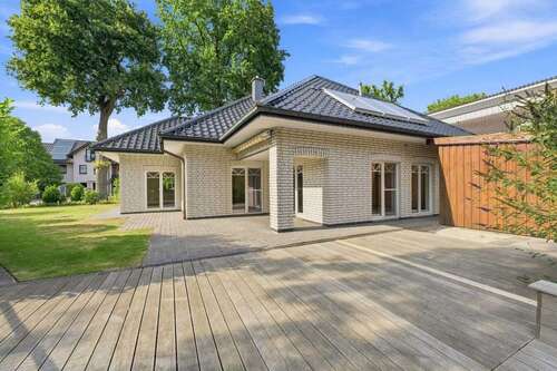 Foto - Haus zum Kaufen in Friesoythe 398.000,00 € 201.39 m²