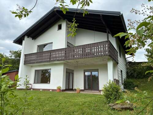 Foto - Haus zum Kaufen in Enchenreuth 240.000,00 € 128 m²