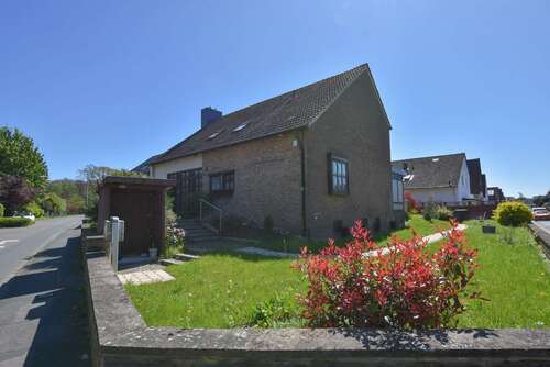 Foto - Haus zum Kaufen in Garbsen 399.000,00 € 170 m²
