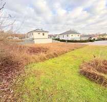 Grundstück zu verkaufen in Eckersdorf 280.000,00 € 678 m²