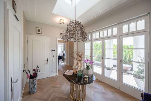 Foto - Wohnung zum Kaufen in Düsseldorf-Zoo 3.485.000,00 € 219 m²