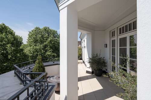 Foto - Wohnung zum Kaufen in Düsseldorf-Zoo 3.485.000,00 € 219 m²