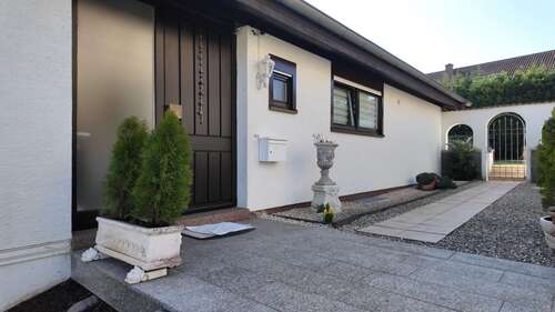 Foto - Haus zum Kaufen in Eisenberg 489.000,00 € 106 m²