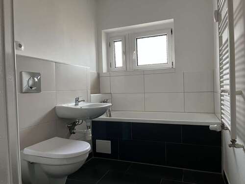 Foto - Wohnung zum Mieten in Zwickau 400,00 € 75.66 m²