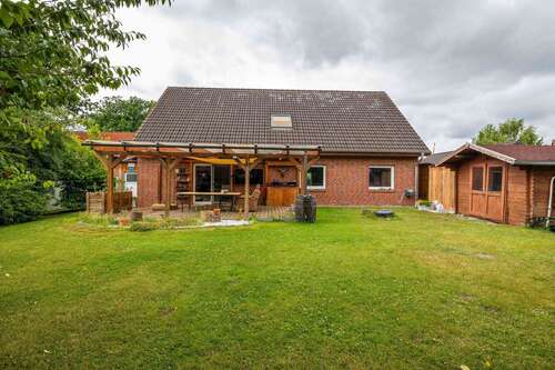 Foto - Haus zum Kaufen in Lachendorf 364.900,00 € 180 m²