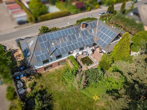 Foto - Haus zum Kaufen in Hambühren 599.000,00 € 229.52 m²