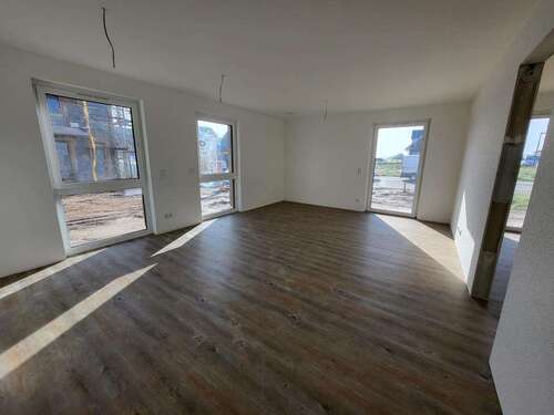 Foto - Wohnung zum Mieten in Tessin 876,00 € 73.25 m²
