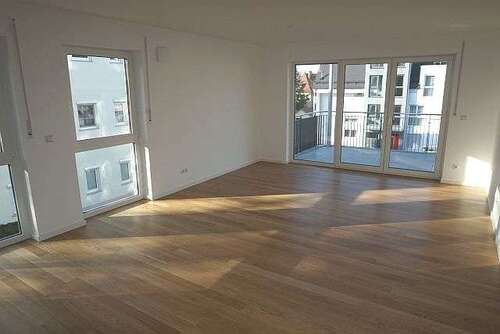 Foto - Wohnung zum Mieten in Friedrichshafen 1.274,00 € 97.76 m²