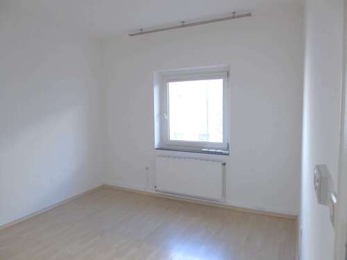 Foto - Wohnung zum Mieten in Düsseldorf 820,00 € 68 m²