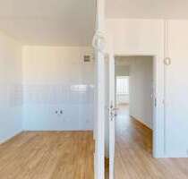 Wohnung zum Mieten in Halle 351,00 € 50.2 m²