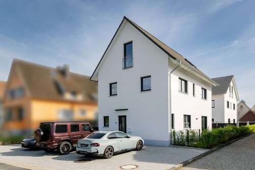 Foto - Haus zum Mieten in Denzlingen 3.600,00 € 162.33 m²