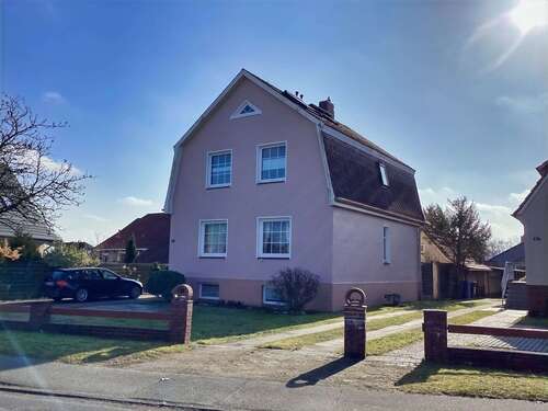 Foto - Haus zum Kaufen in Cuxhaven 238.000,00 € 120 m²