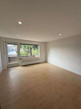 Foto - Wohnung zum Mieten in Duisburg 346,00 € 31.63 m²