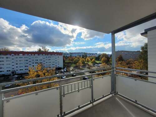 Foto - Wohnung zum Mieten in Plauen 303,47 € 56.83 m²