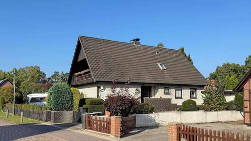 Foto - Haus zum Kaufen in Hambühren 299.000,00 € 175 m²