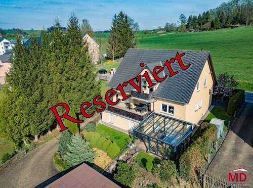 Foto - Haus zum Kaufen in Lugau 385.000,00 € 256 m²