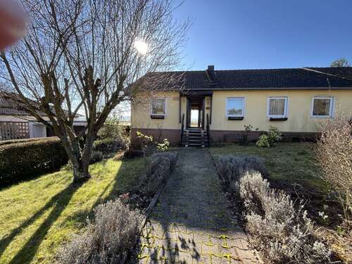 Foto - Haus zum Kaufen in Eisenberg 439.000,00 € 157 m²