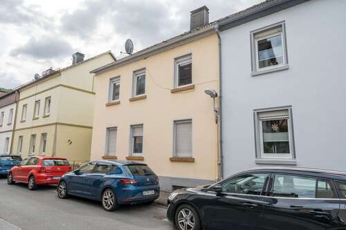 Foto - Haus zum Kaufen in Altena 89.000,00 € 94 m²
